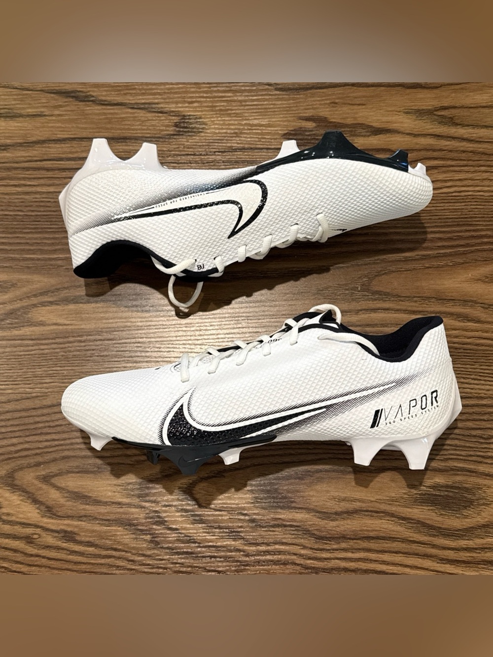 Size 11.5 Nike Vapor Edge Speed 360 White/Black Football Cleats CD0082-100